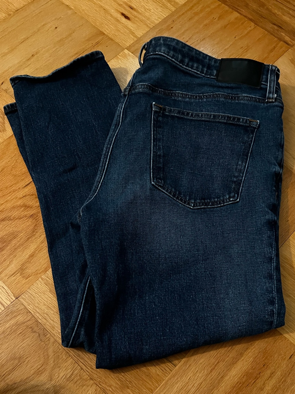 Express Dark Wash Slim Straight Fit Jeans